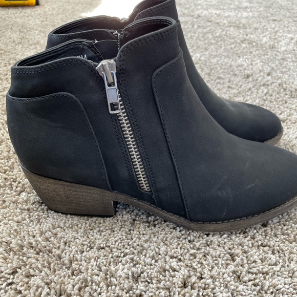 Maurice’s boot - Picture 1 of 1